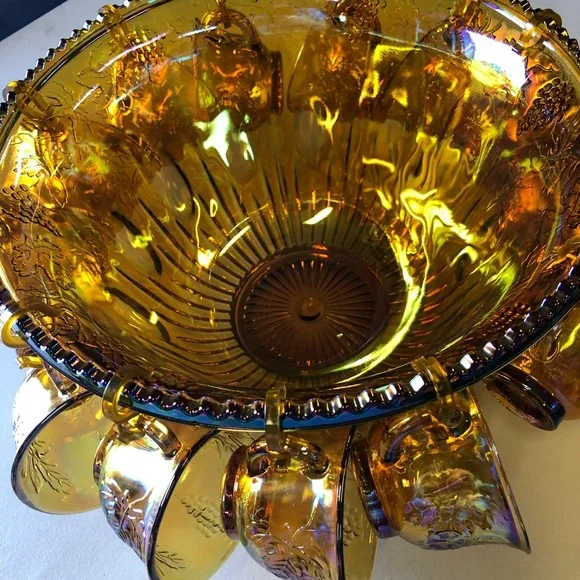 Indiana glass carinival glass punch bowl set!